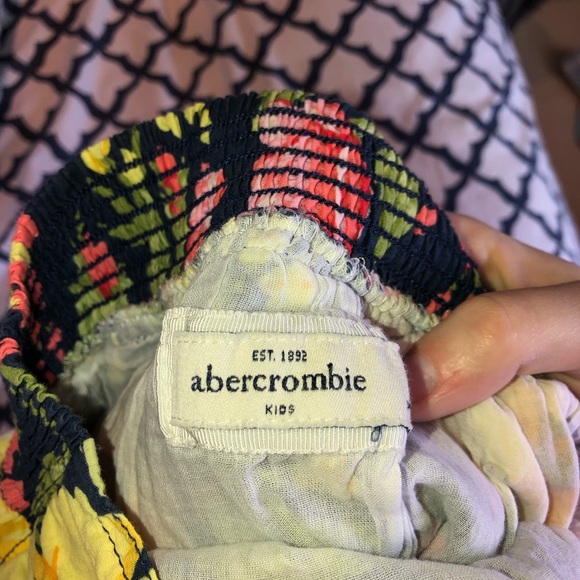 Girls skirt - Picture 6 of 6